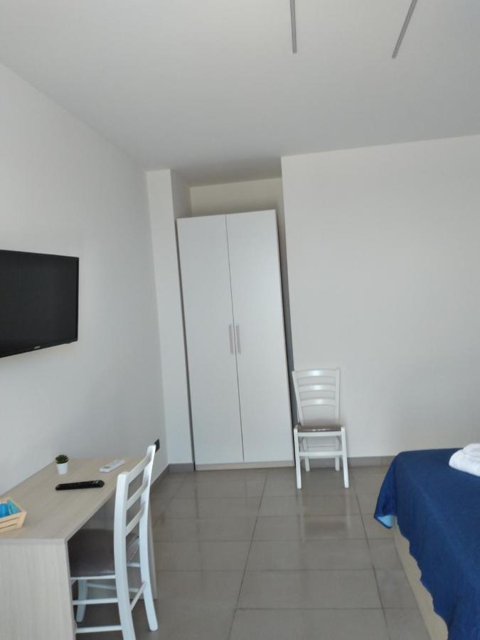 La Dama Bianca Bovo Marina Hotel Montallegro Luaran gambar